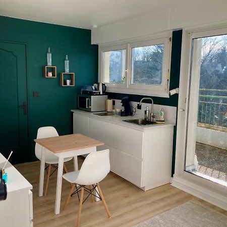 Appartement Avec Terrasse Et Parking Gratuit Accole Montbéliard Exteriör bild