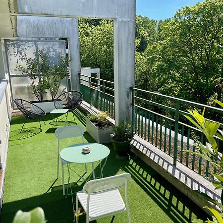 Appartement Avec Terrasse Et Parking Gratuit Accole Montbéliard Exteriör bild