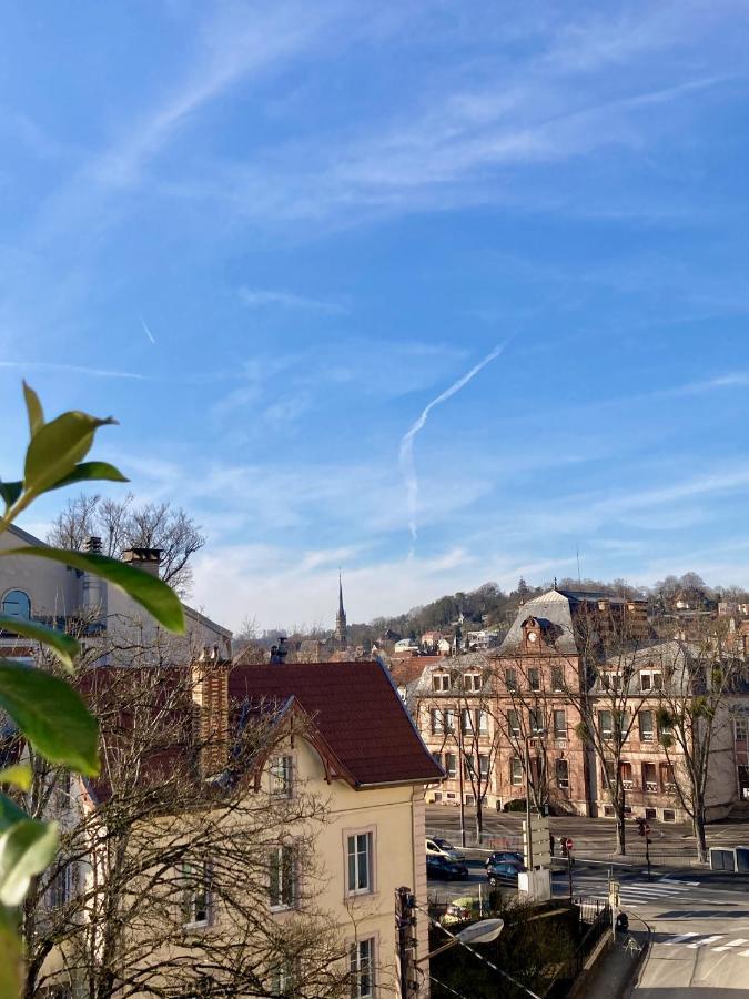 Appartement Avec Terrasse Et Parking Gratuit Accole Montbéliard Exteriör bild