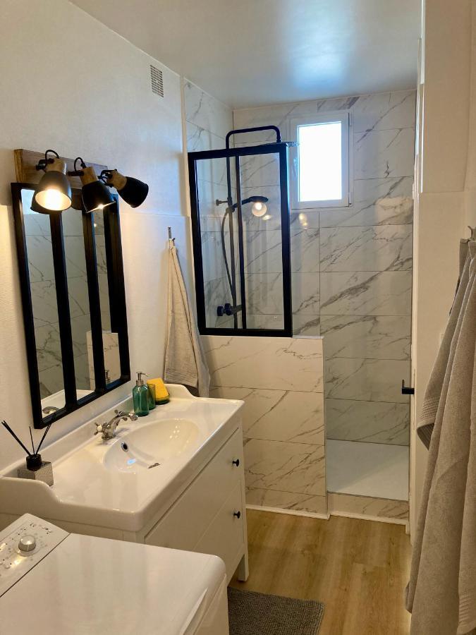 Appartement Avec Terrasse Et Parking Gratuit Accole Montbéliard Exteriör bild